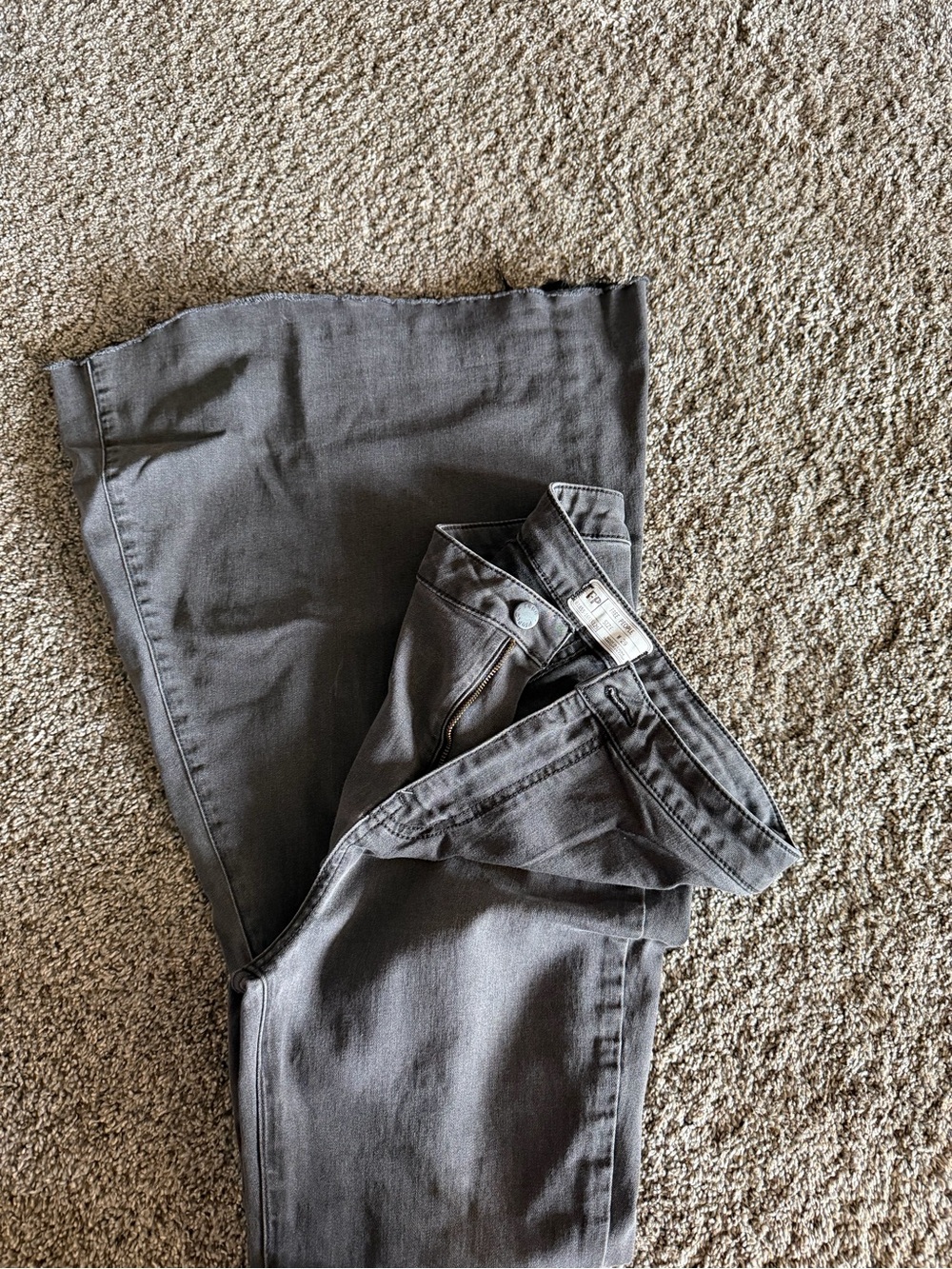 Free People Charcoal Black Denim Jeans bell bottom size 29 - Picture 2 of 4